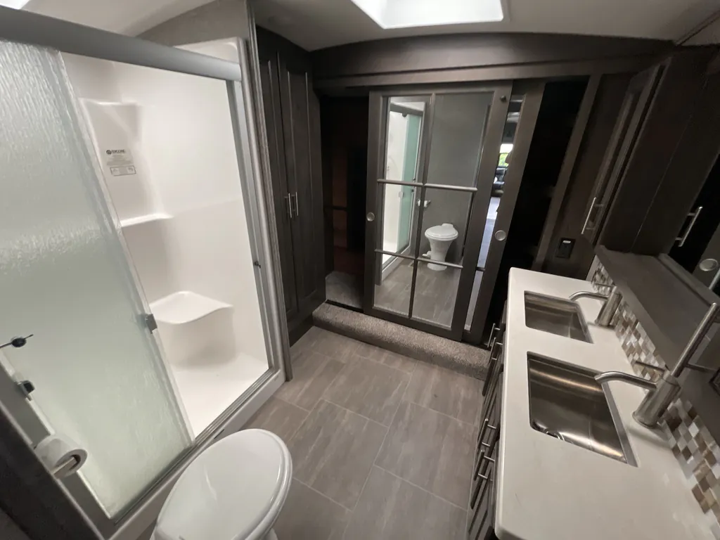 2020 Jayco Pinnacle 36FBTS, Photos photo 17