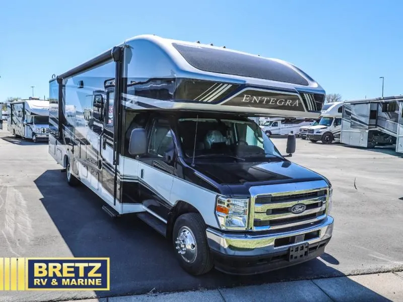 2026 Entegra Coach Odyssey 29V - Photo 2