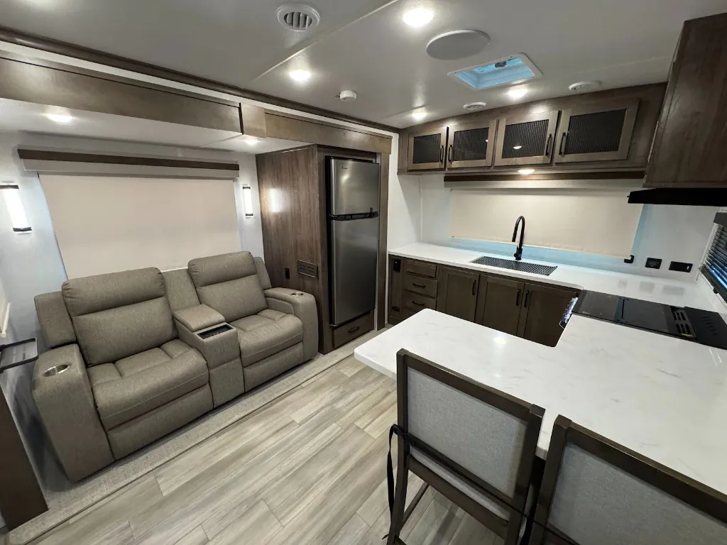 2024 Forest River Rockwood Signature 8263MBR - Photo 3