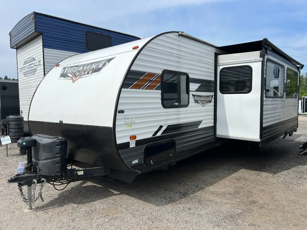 2022 Forest River RV Wildwood X-Lite 273QBXL - Photo 3