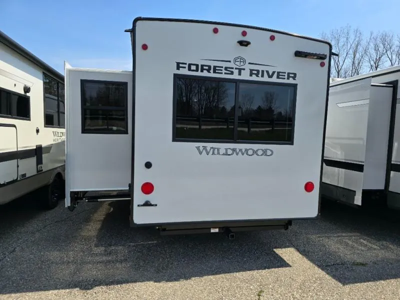 2025 Forest River Wildwood Heritage Glen 273RL - Photo 4
