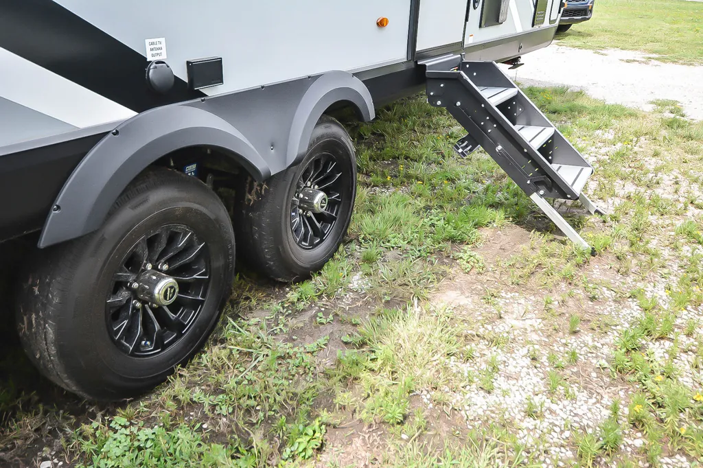 2025 Jayco Jay Feather 26FK, Photos photo 4