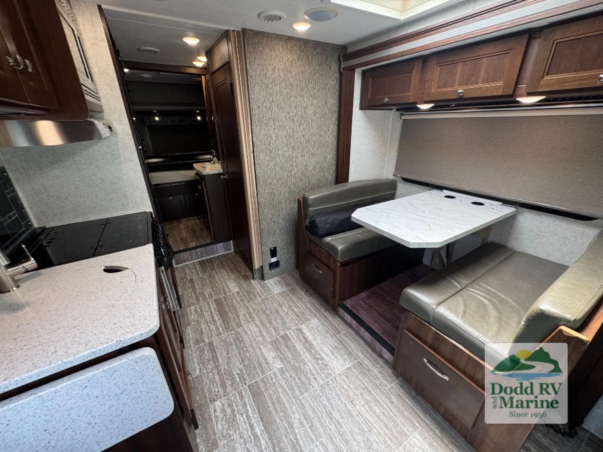 2018 Forest River Forester MBS 2401R - Photo 3