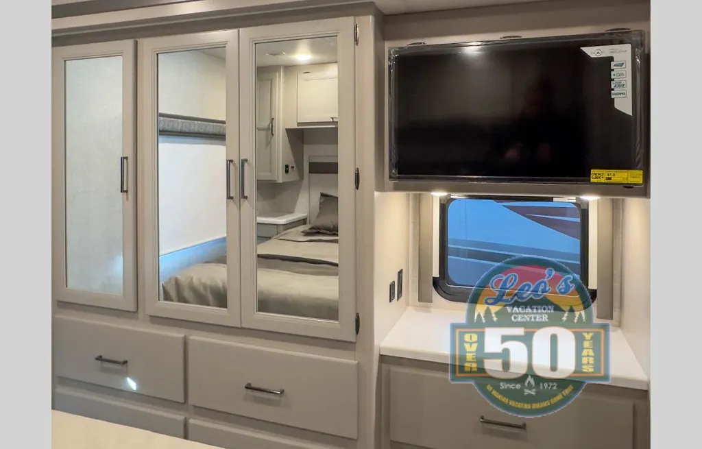 2025 Thor Motor Coach Windsport 29L, Photos photo 14