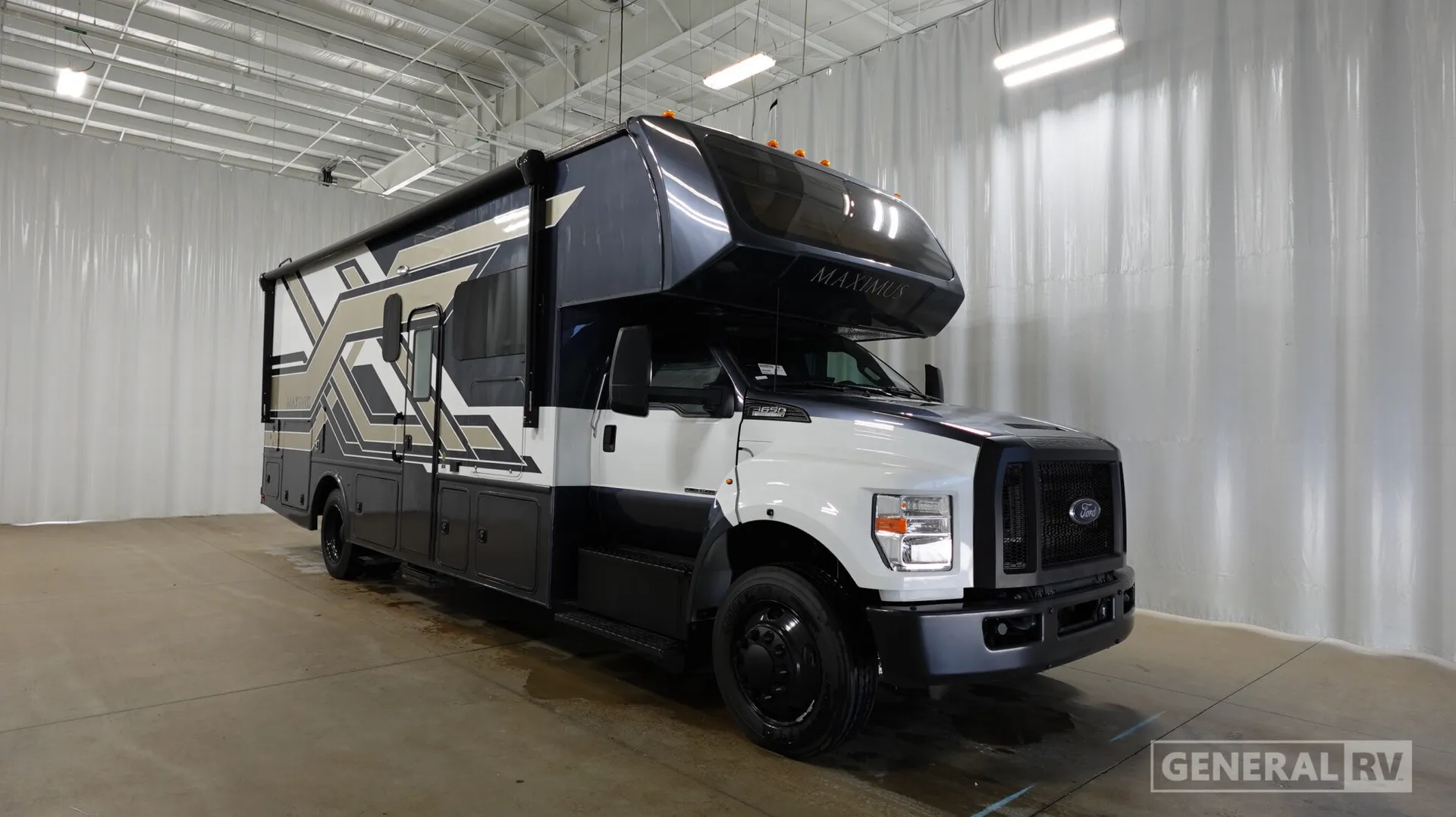 2027 NeXus RV Maximus 32MX - Photo 2