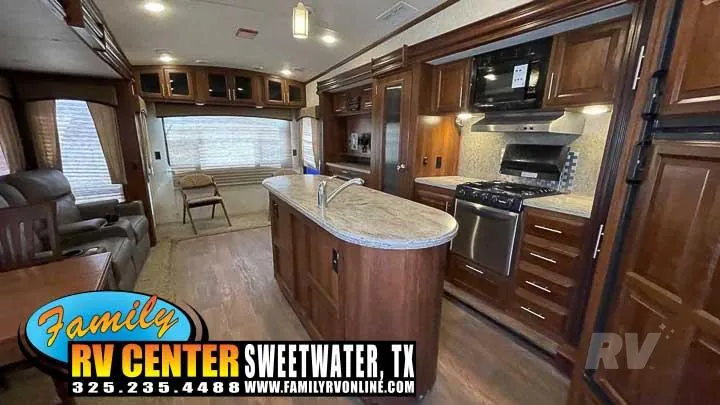 2015 Forest River Wildcat 333MK, Photos photo 31