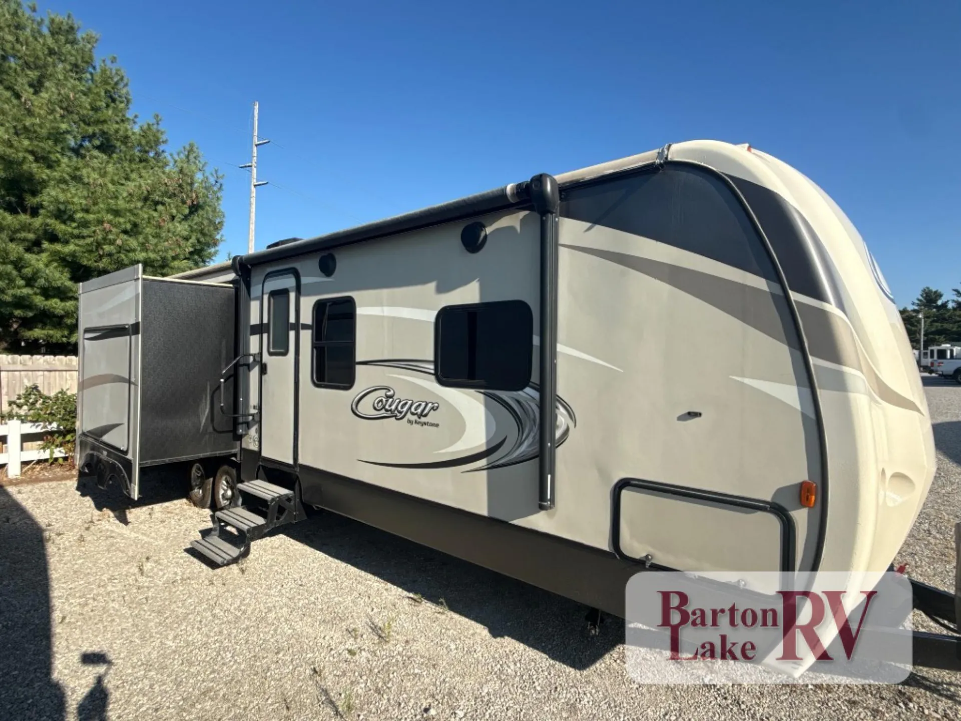 2017 Keystone Cougar XLite 33MLS - Photo 2