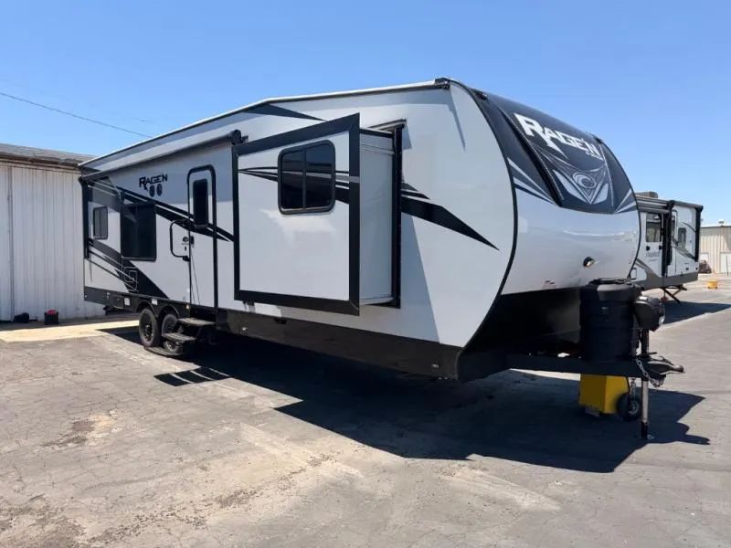 2027 Genesis Supreme Rage 2915CRXL - Photo 4