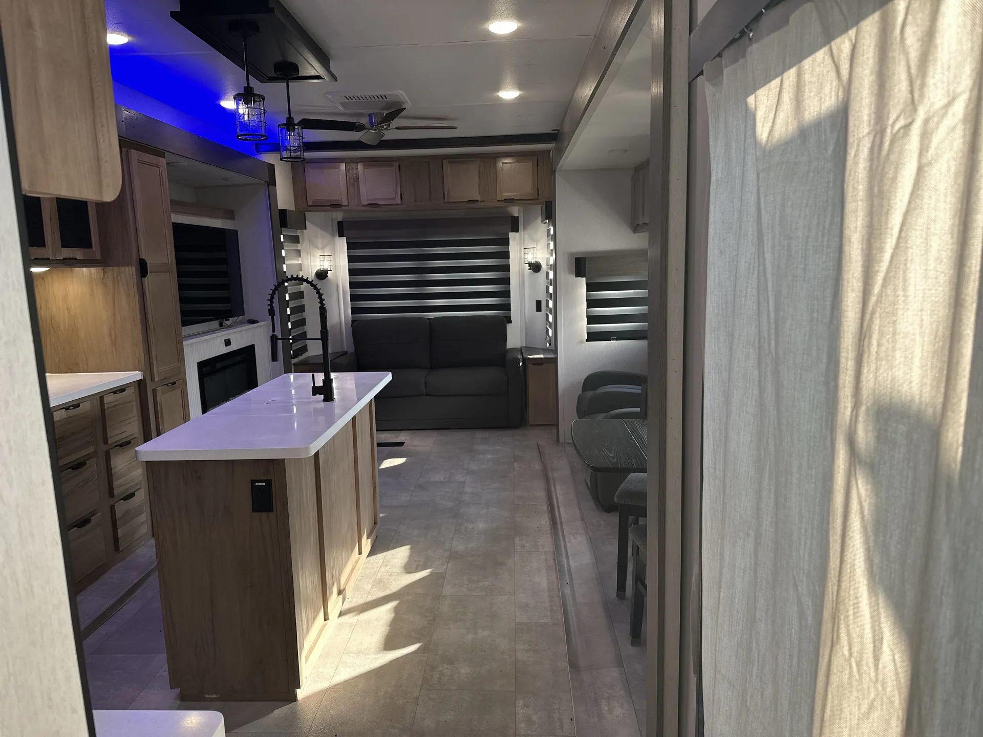 2024 Forest River Cherokee Timberwolf 39NA — living area main