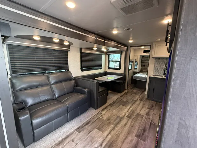2022 CrossRoads Cruiser Aire CR27RBS - Photo 4