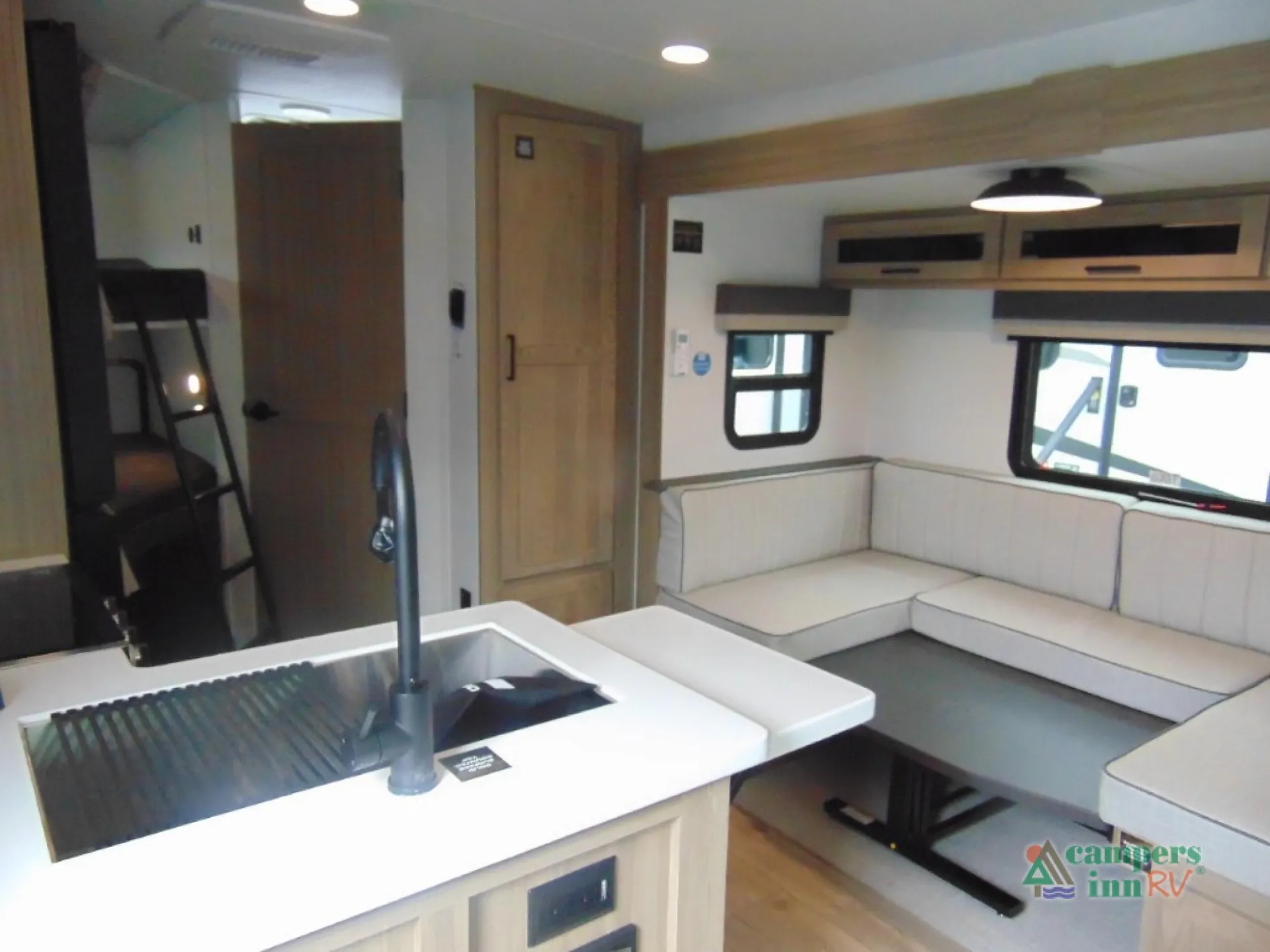 2027 Forest River Rockwood Mini Lite 2509S — Photo 7
