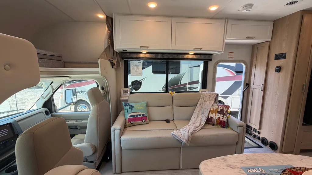 2026 Thor Motor Coach Freedom Elite 31FE, Photos photo 8