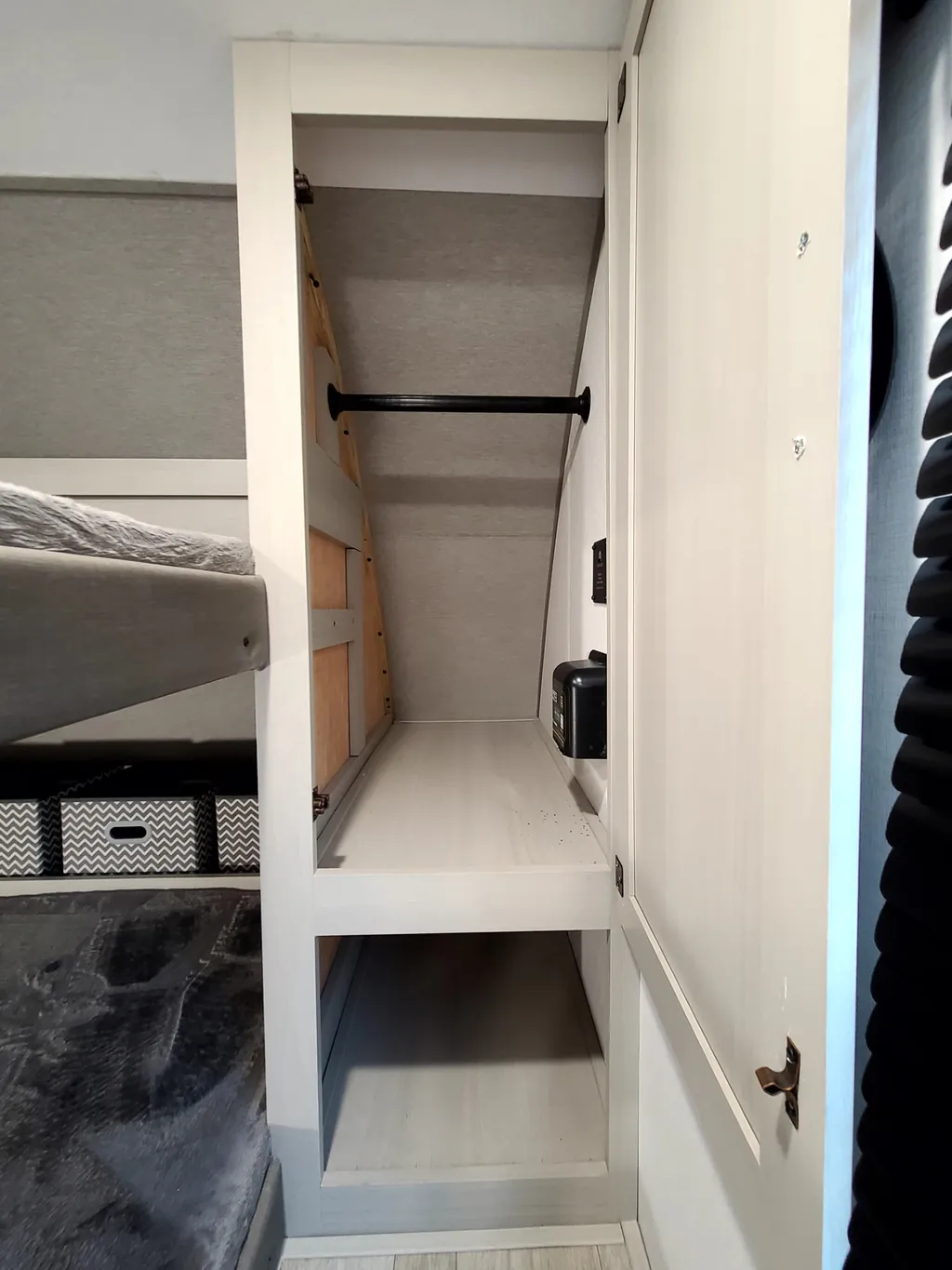 2027 Coachmen Catalina Legacy Edition 333DBDSCK, Photos photo 51
