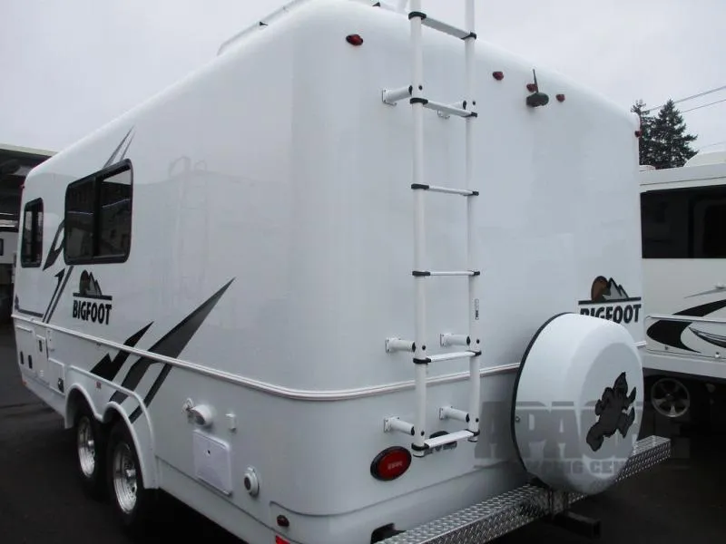 2026 Bigfoot Industries Bigfoot 2500 Series 21FB - Photo 4