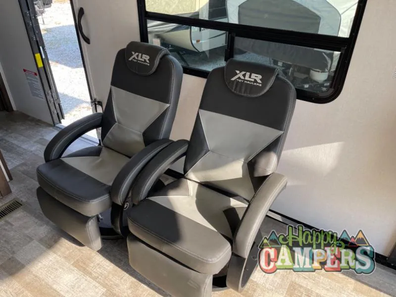 2022 Forest River XLR Hyper Lite 2513 - Photo 4