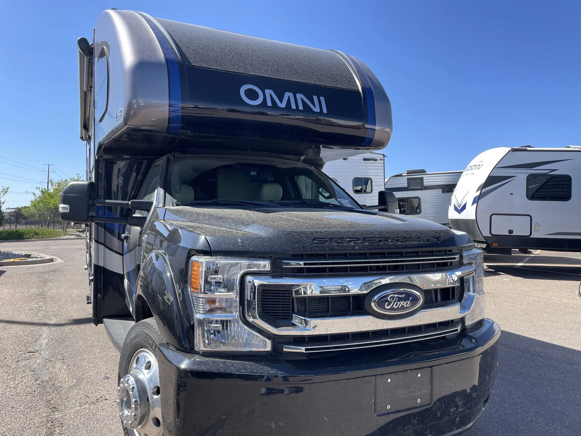 2022 Thor Motor Coach Omni RS36 - Photo 2