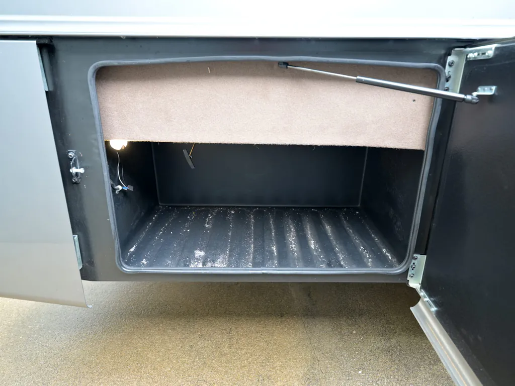 2027 Entegra Coach Accolade 37K, Photos photo 43