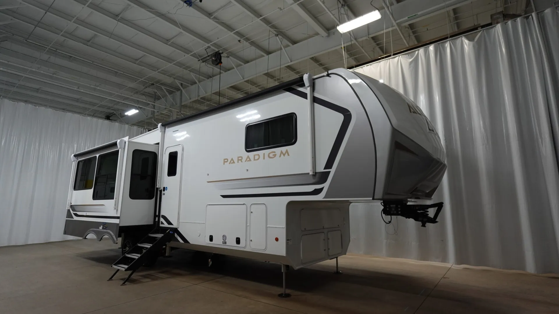 2026 Alliance RV Paradigm 310RL - Photo 2