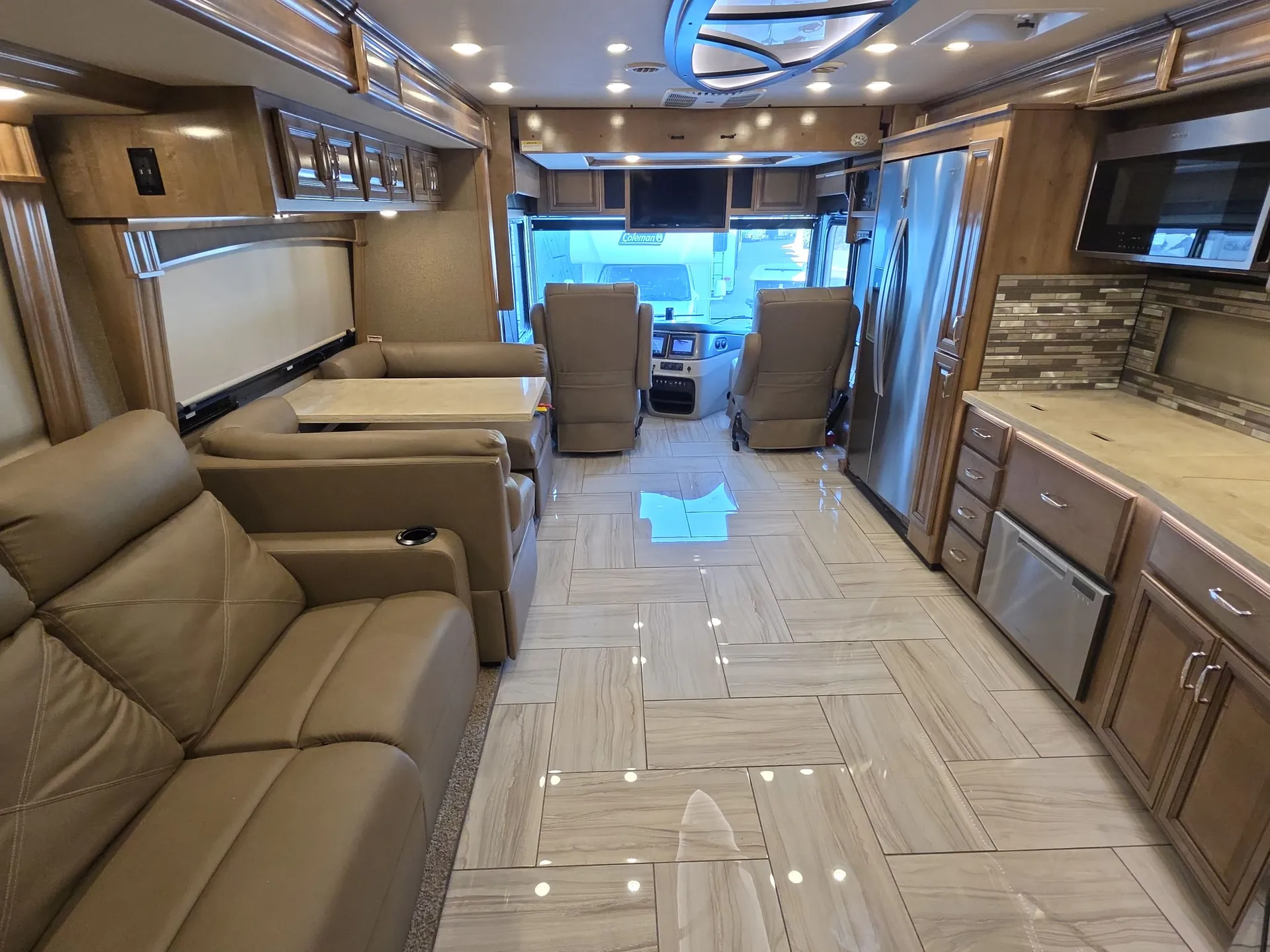 2020 Fleetwood Discovery 38N — living area main