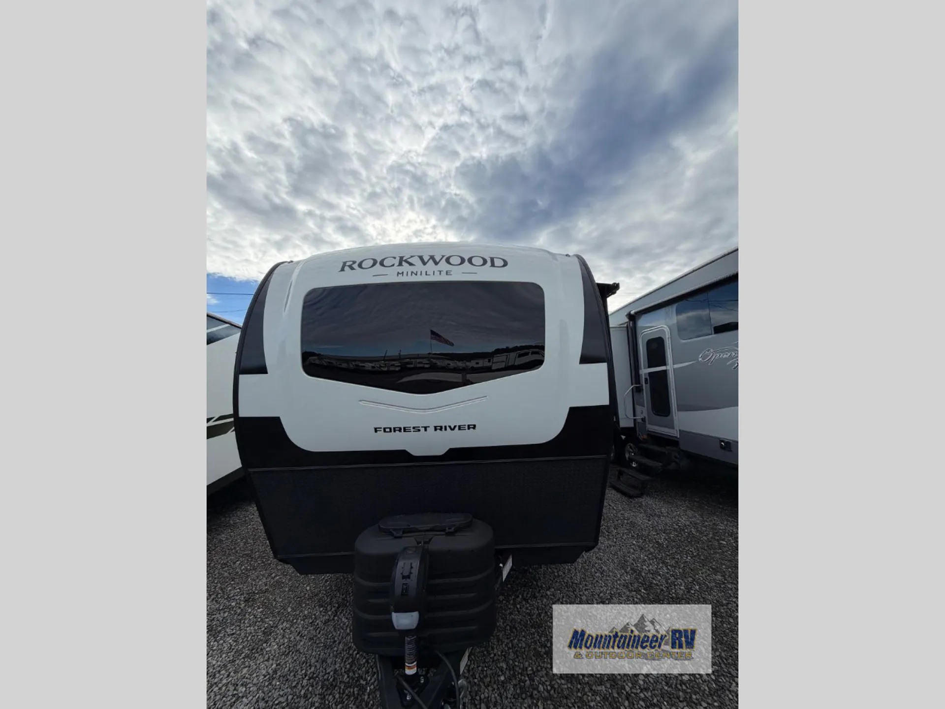 2027 Forest River Rockwood Mini Lite 2513S — Photo 5