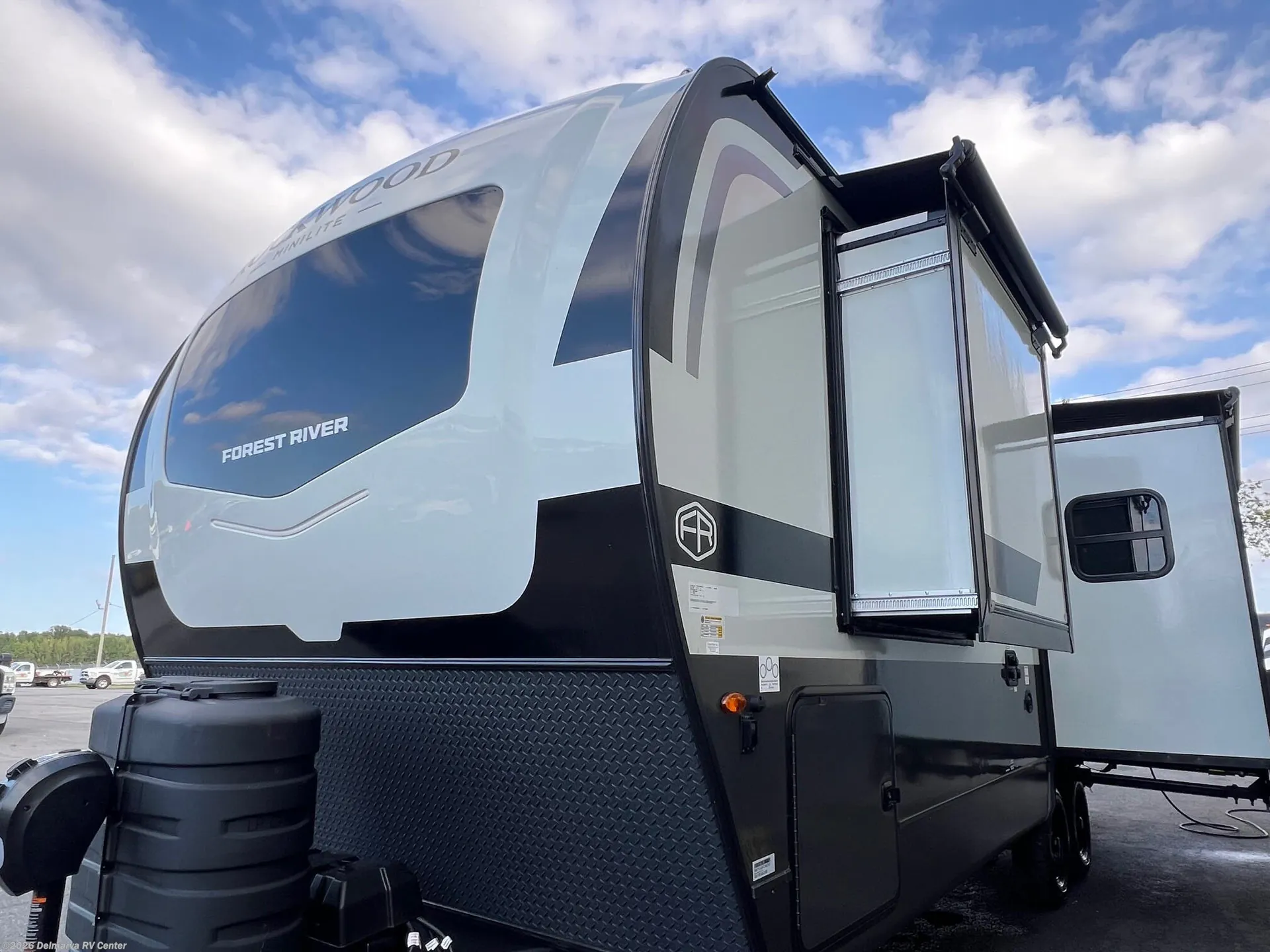 2026 Forest River Rockwood Mini Lite 2515S — Photo 5