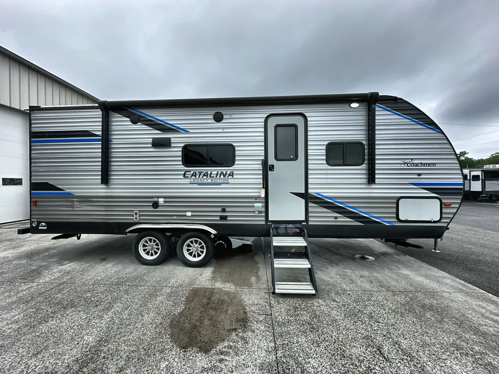 2022 Coachmen Catalina Legacy Edition 243RBS, Photos photo 5