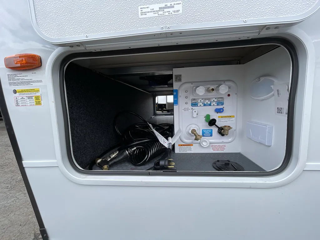 2026 Brinkley Model Ix 20X, Photos photo 4