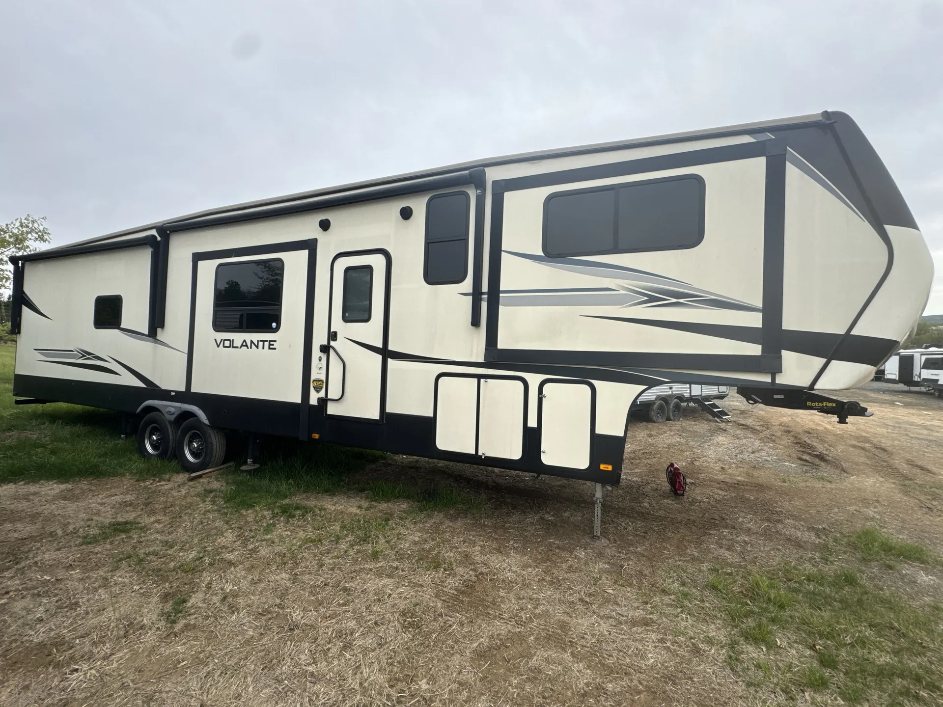 2020 crossroads Volante 3851FL - Photo 4