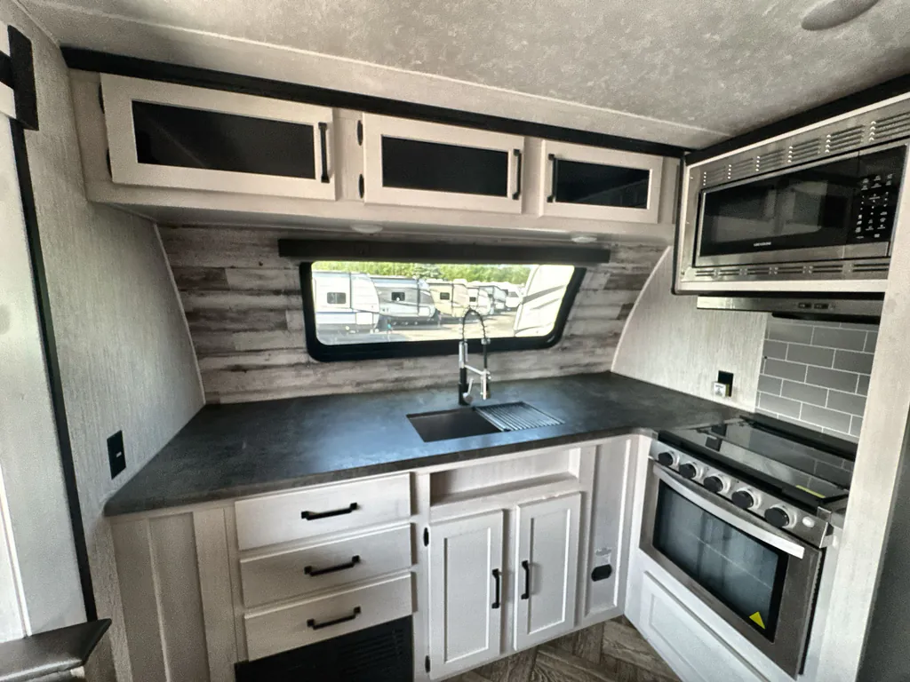 2023 Forest River Puma 26FKDS, Photos photo 12