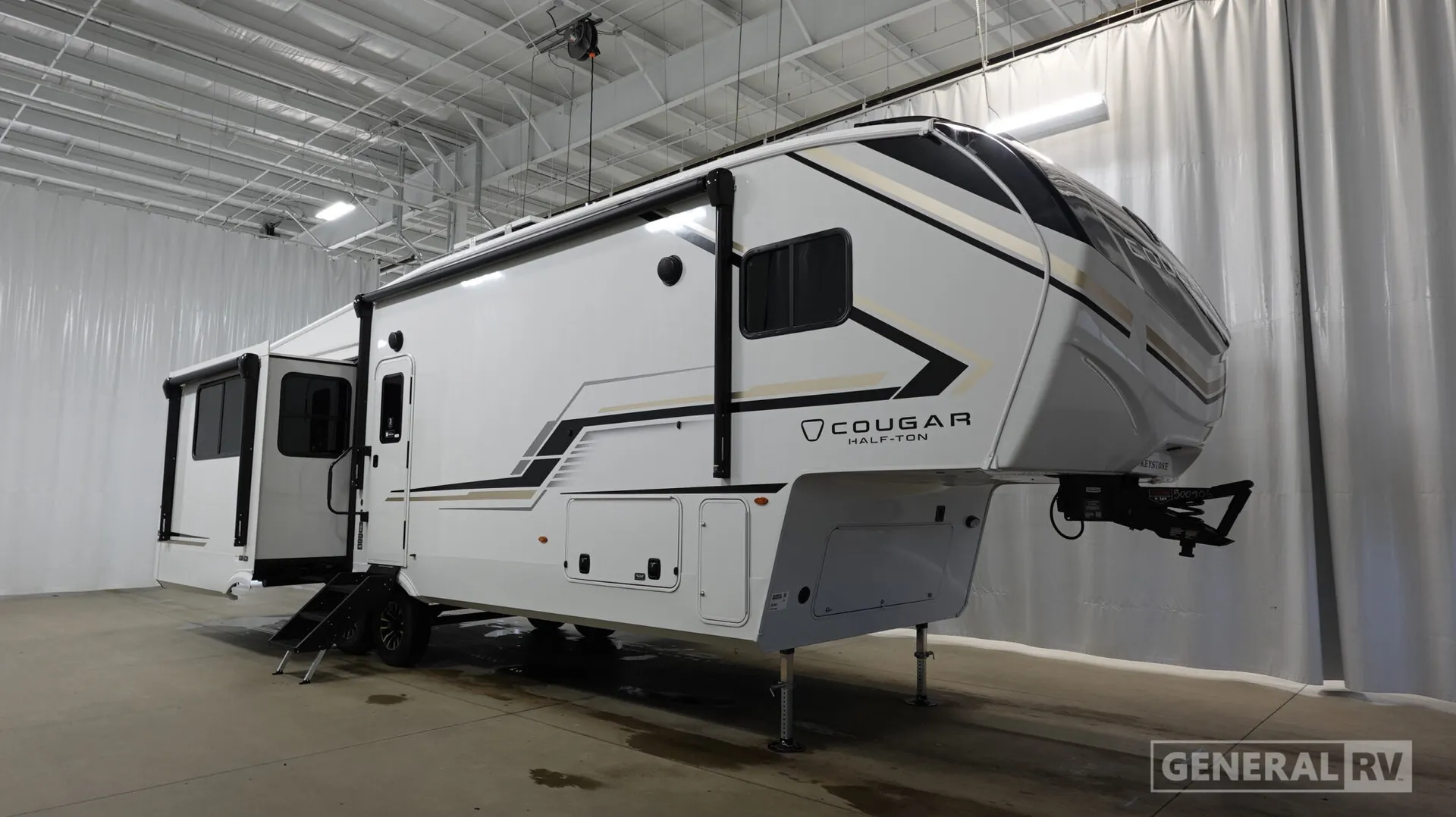 2027 Keystone Cougar Half-Ton 29MBD - Photo 2