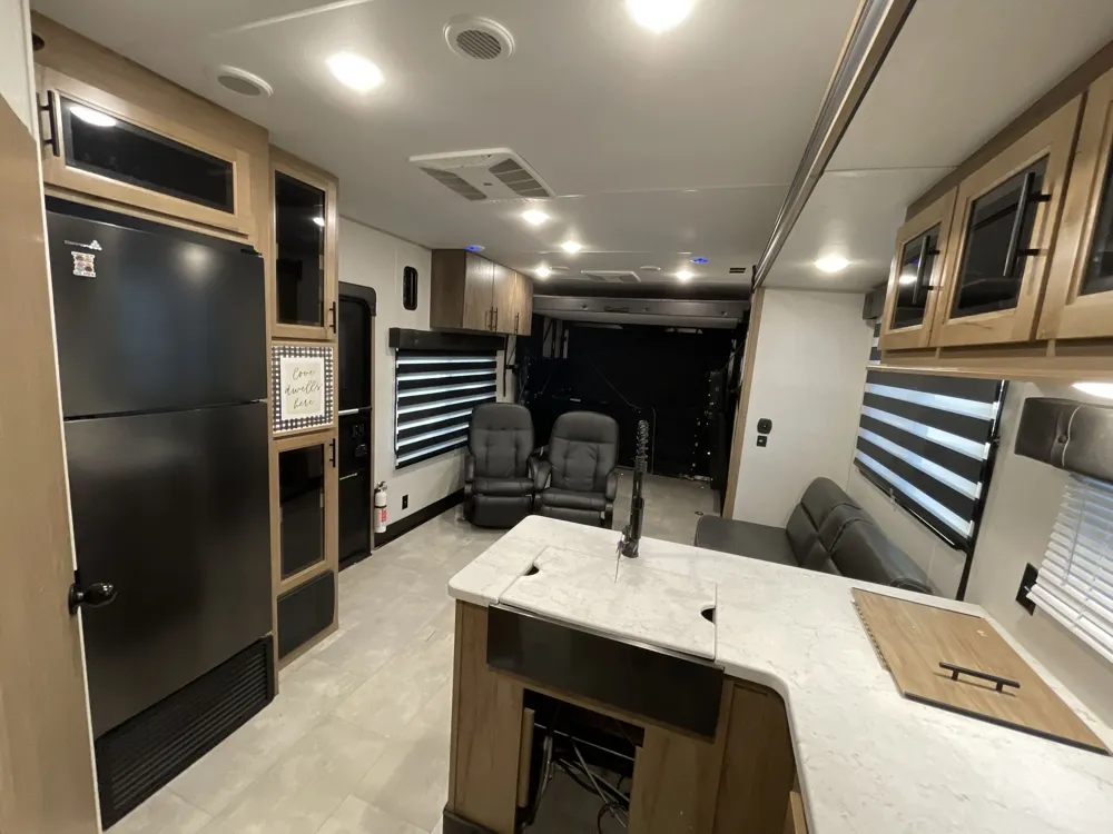 2023 Forest River Rogue 29KS - Photo 3