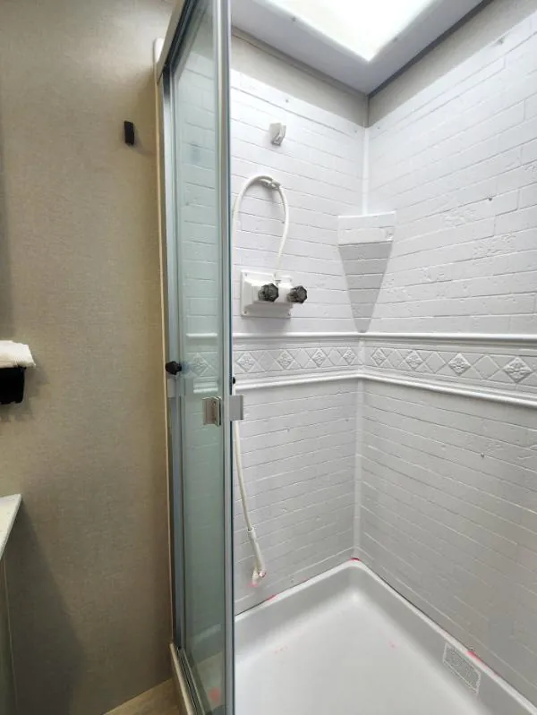 2026 Coachmen Catalina Legacy Edition 323MAZE, Photos photo 52