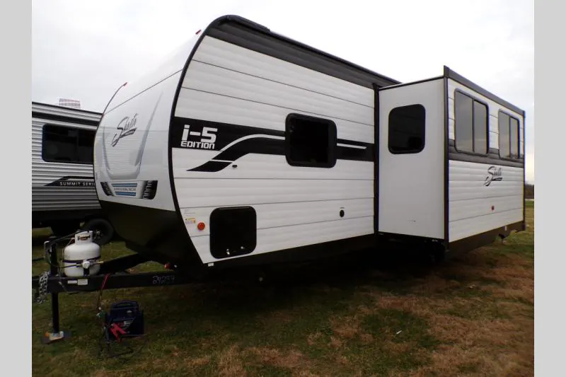 2026 Shasta RVs i-5 Edition 527BHS - Photo 3