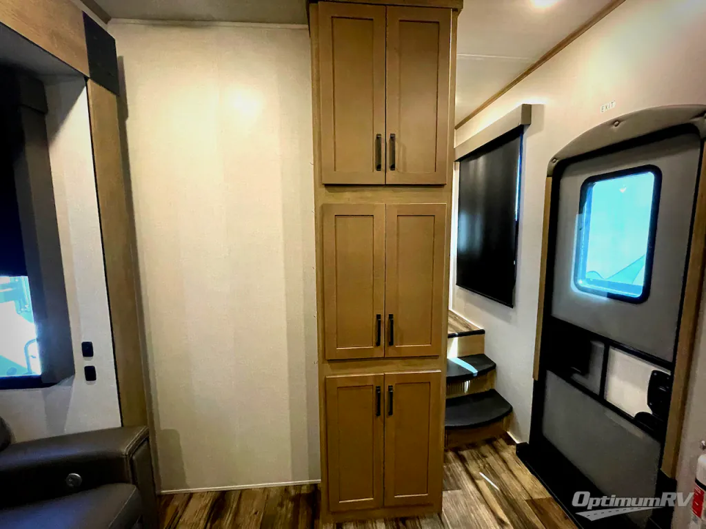 2023 Keystone Raptor 362, Photos photo 5