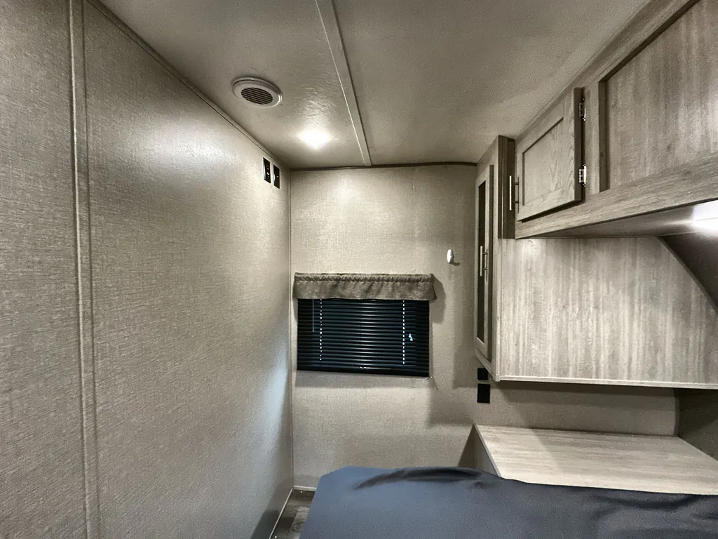 2022 Coachmen Catalina Legacy Edition 243RBS, Photos photo 16