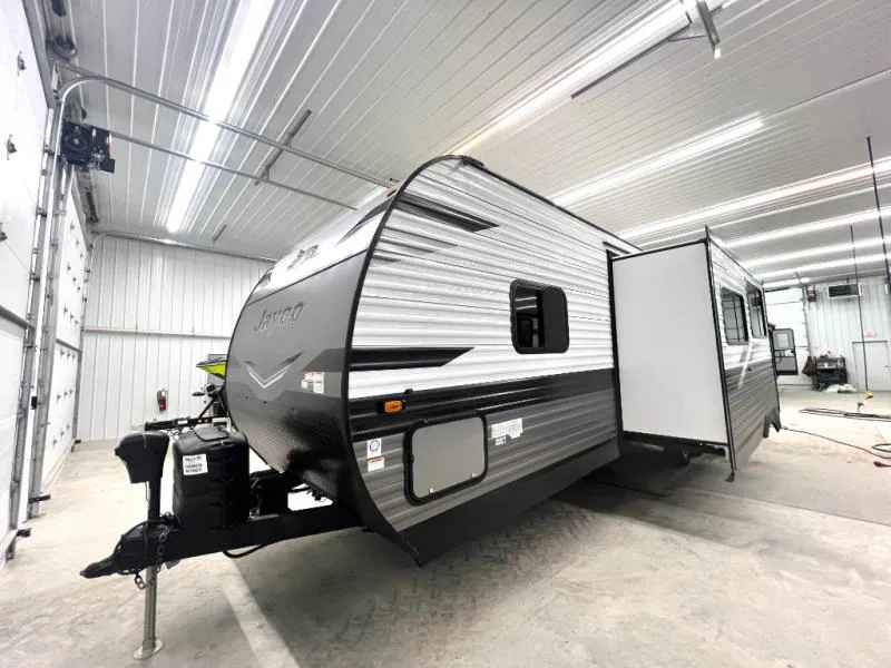 2023 Jayco Jay Flight 295BHS - Photo 4
