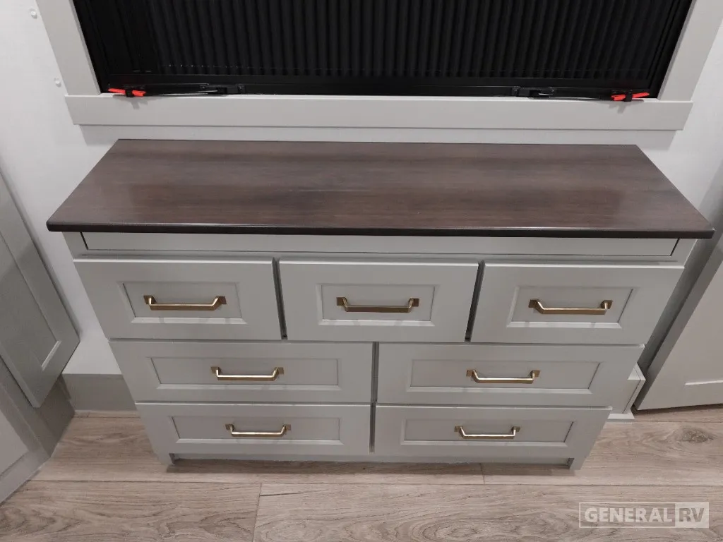 2026 Brinkley Model G 3970, Photos photo 14