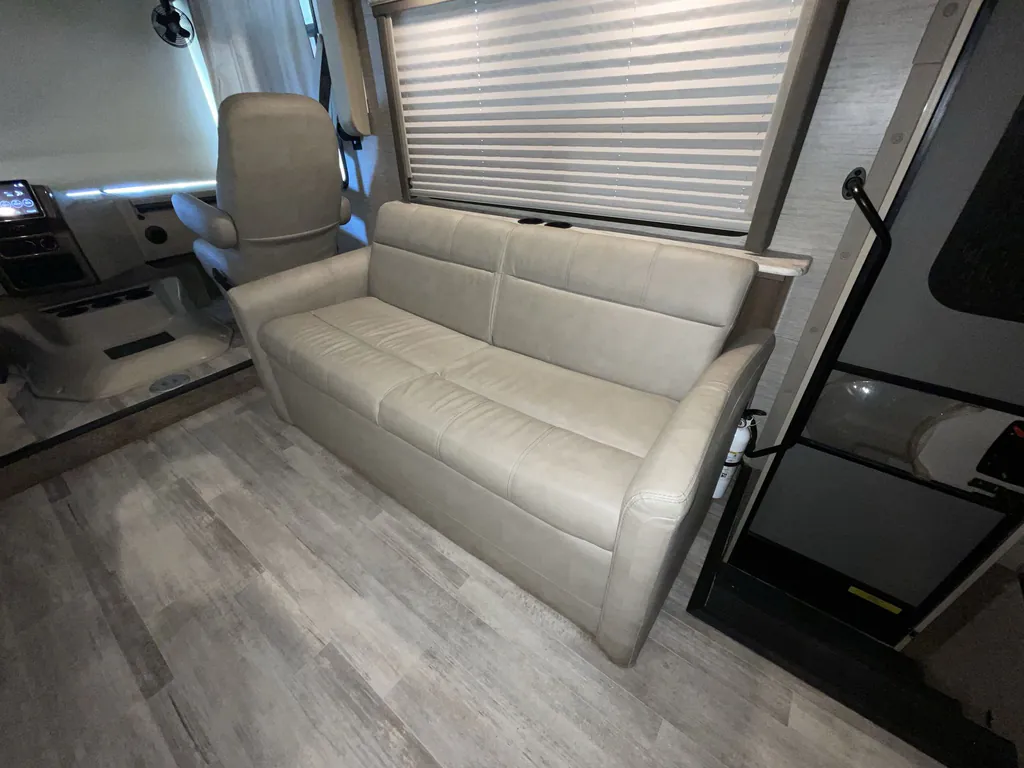 2022 Thor Motor Coach Freedom Traveler A32, Photos photo 17