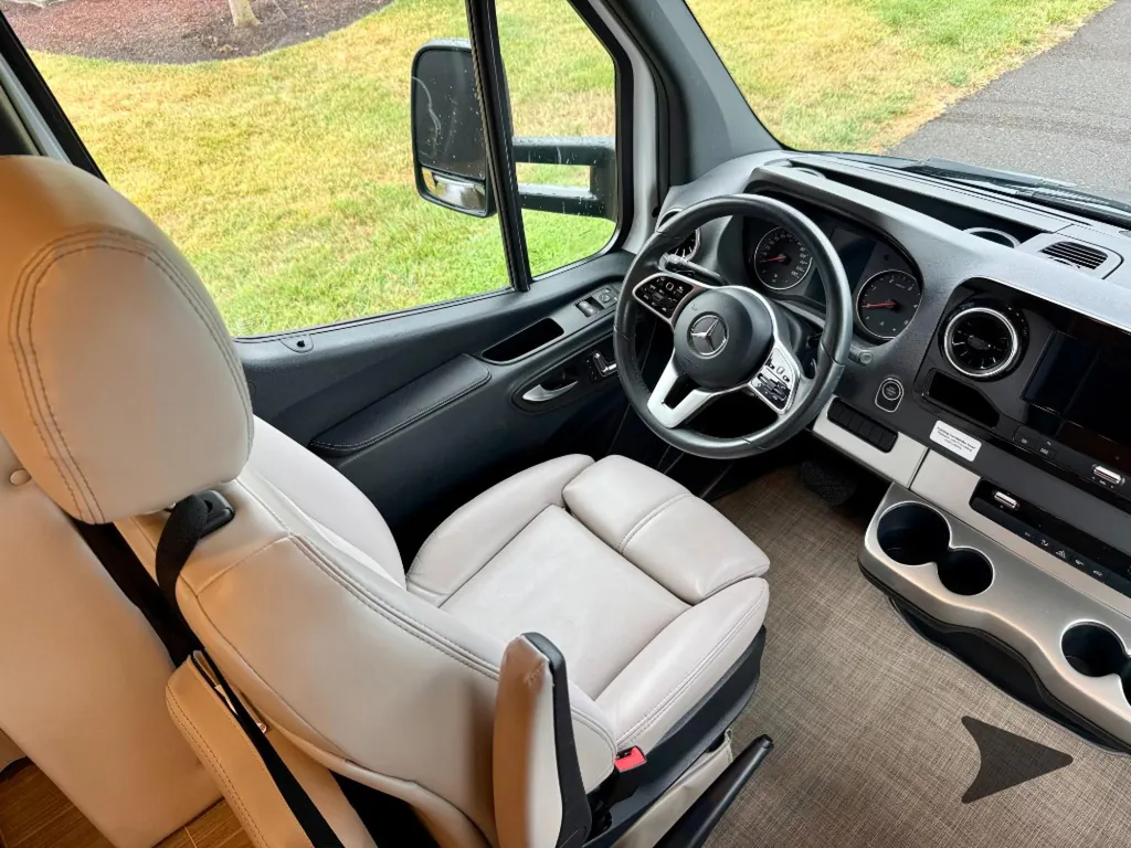 2022 Thor Motor Coach Tiburon 24FB, Photos photo 59