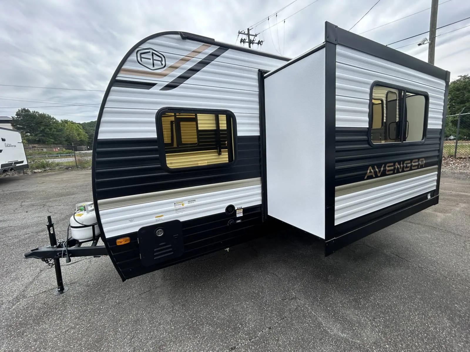 2026 Prime Time Avenger LT 18DBS - Photo 4