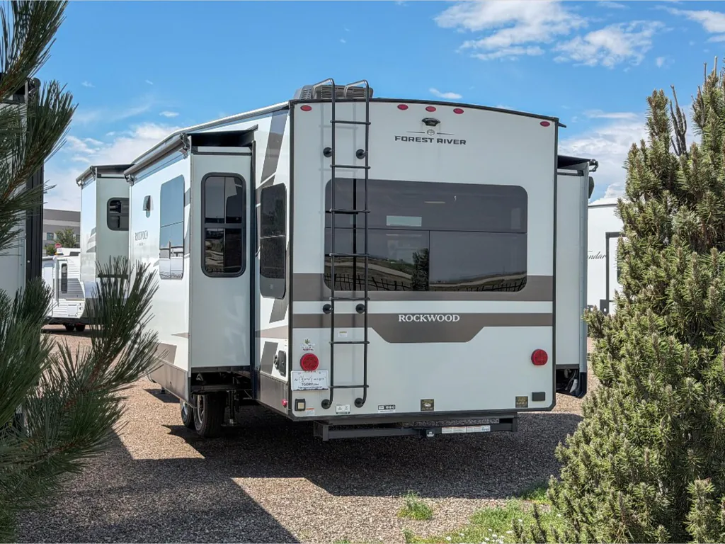 2026 Forest River Rockwood Signature R372RL, Photos photo 37
