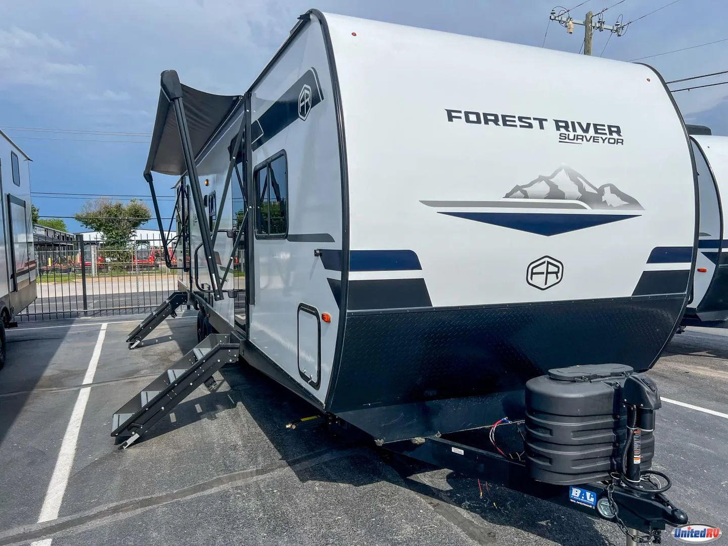 2025 Forest River Surveyor Legend X 34CAMP - Photo 2