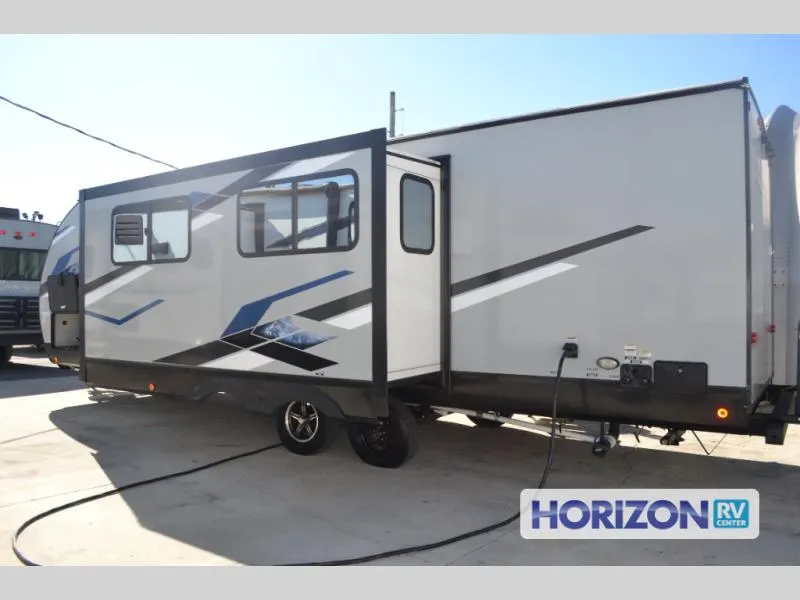 2022 Forest River Cherokee Alpha Wolf 26RB-L - Photo 2