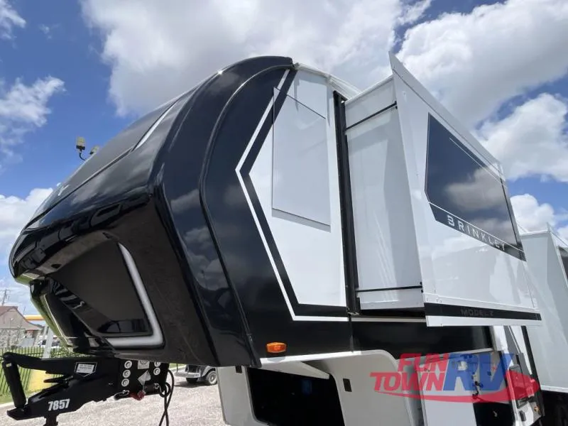 2026 Brinkley Model Z 3110 - Photo 4