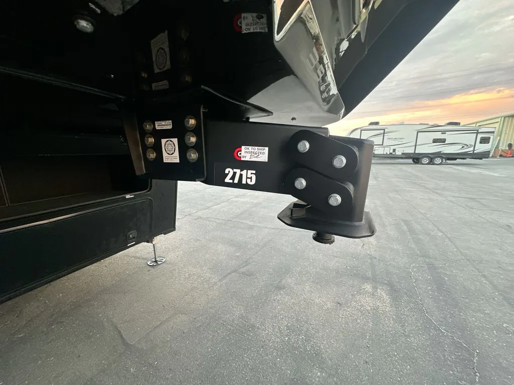 2026 Brinkley Model G 3970, Photos photo 6