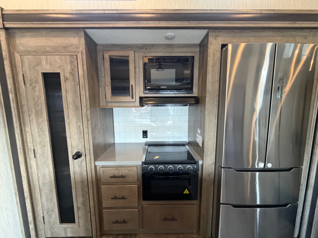 2021 Forest River Sabre 37FLH, Photos photo 18
