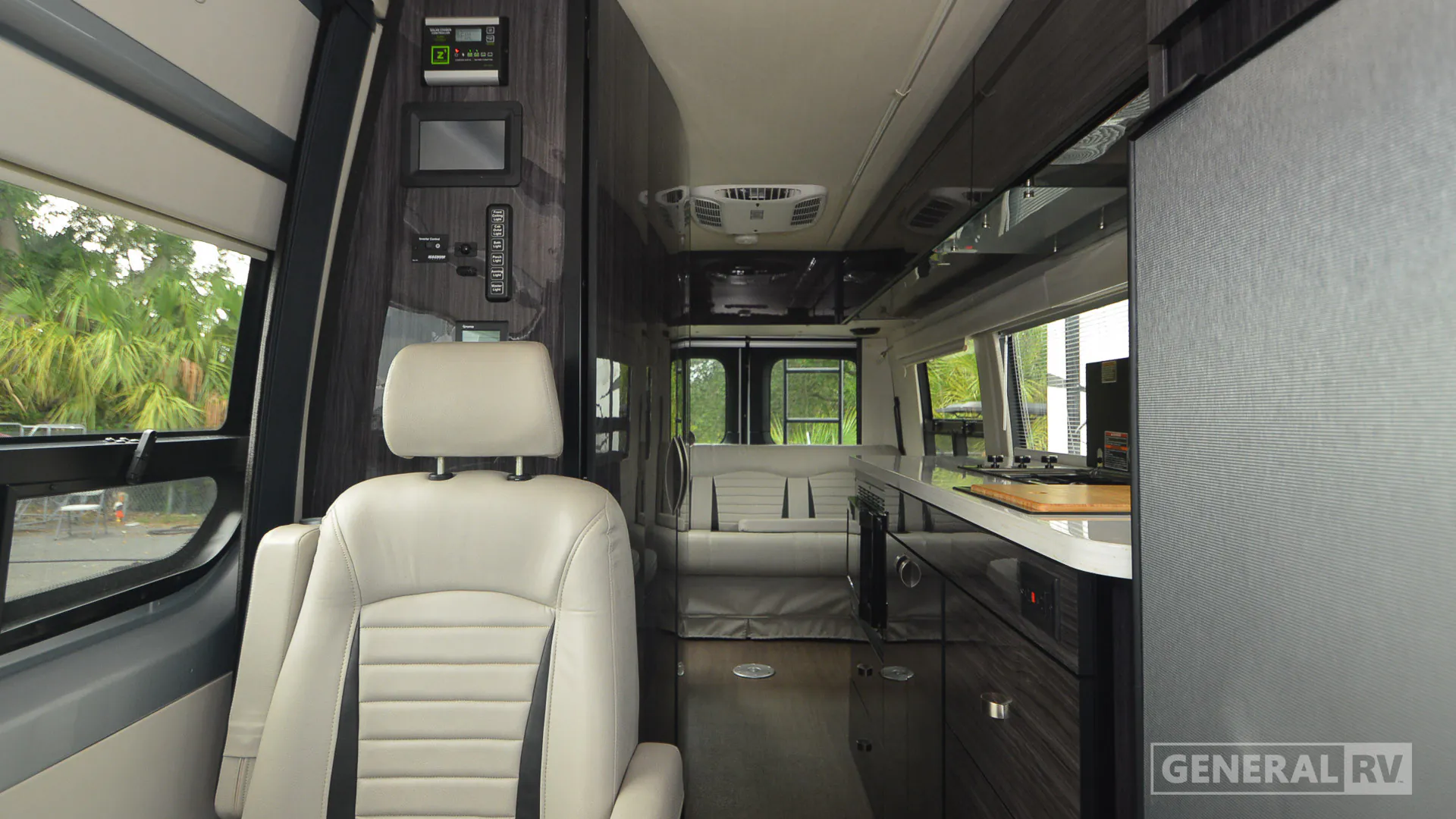 2023 Winnebago Era 70B - Photo 3