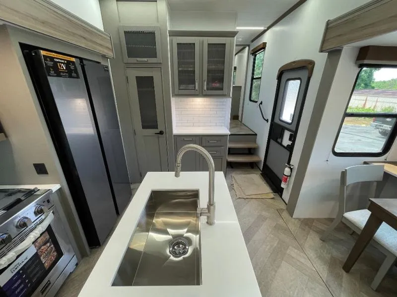 2026 Keystone RV Sprinter 3500RDB - Photo 3