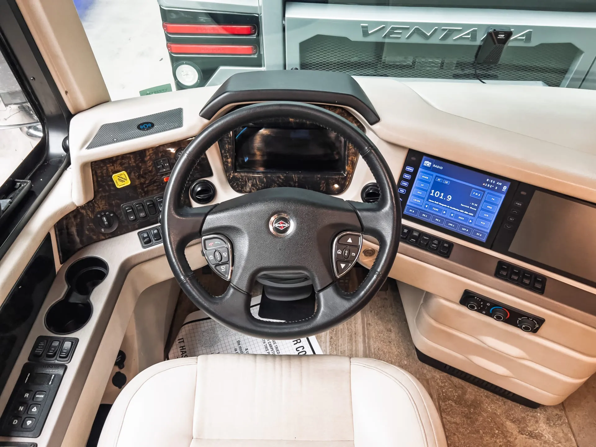 2022 Newmar Mountain Aire 4543 - Photo 4