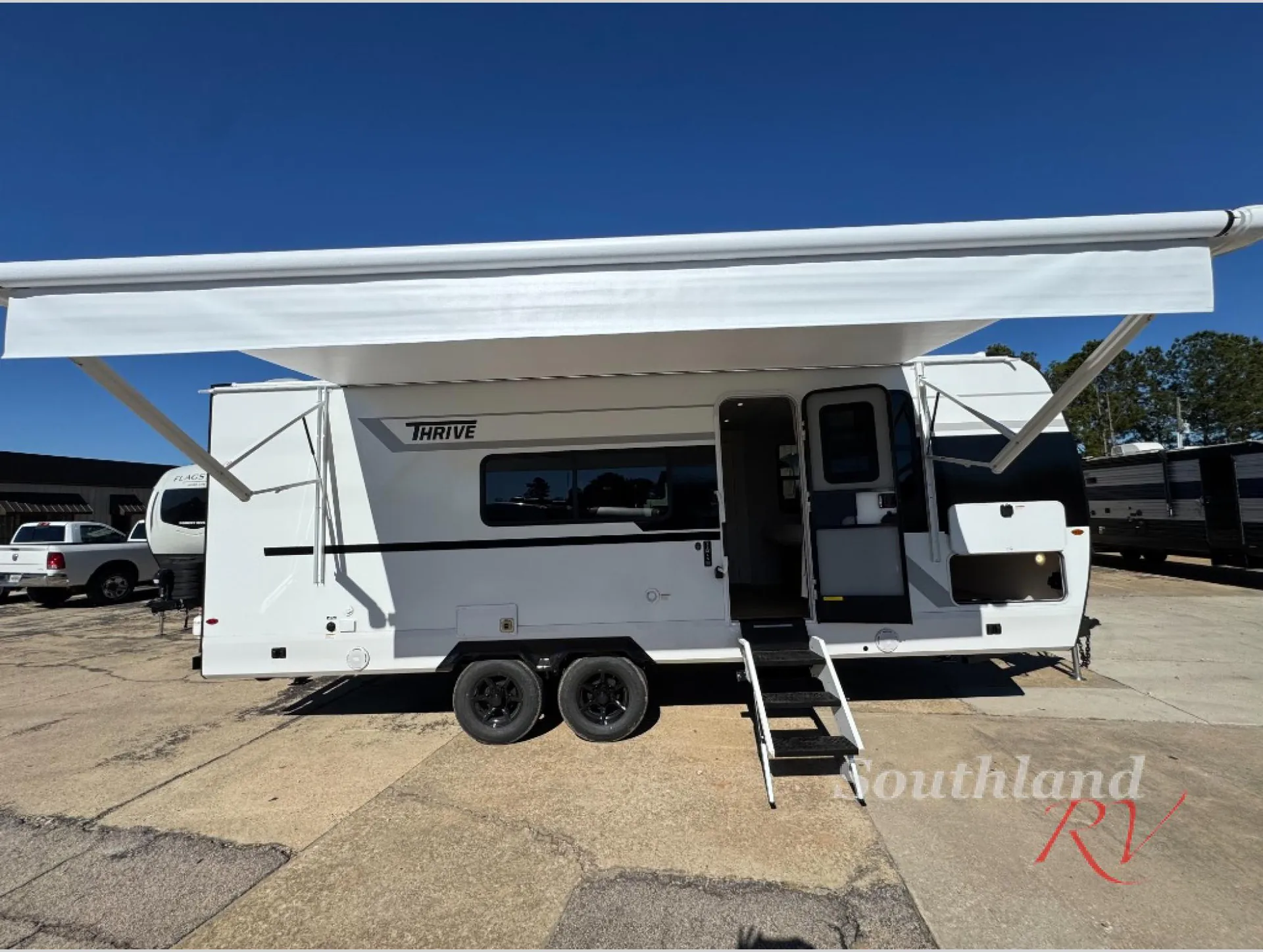 2026 Winnebago Thrive 22MLS - Photo 3